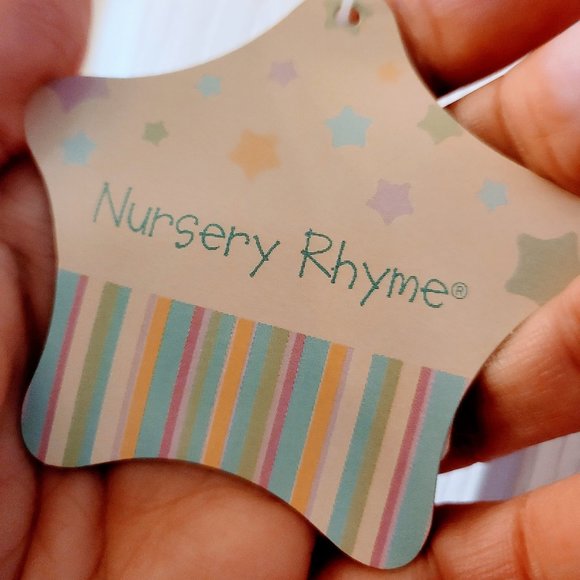 NWT Candy Canes "Sweet" Christmas/Holiday Two Piece w/Matching Socks-Sz 6 mos! - Picture 15 of 15